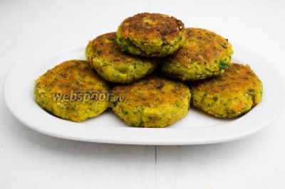 Пшённые котлеты с морковью и шпинатом